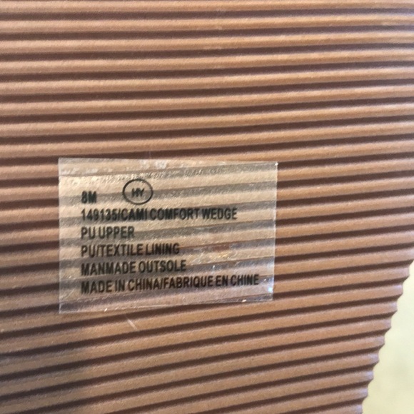 NWT Maurice’s Tan/Beige Ankle Strap Comfort Wedges-Size 8 - Picture 12 of 14